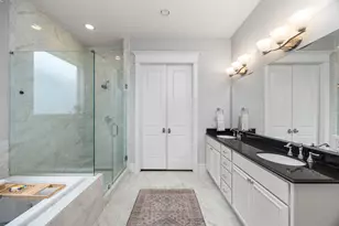733 Ashland St, Houston, TX 77007 - Photo 24