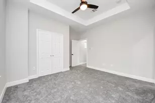 6910 J W Peavy Dr, Houston, TX 77011 - Photo 30