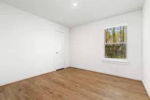 37 Firewood Rd, Huntsville, TX 77340 - Photo 12