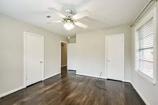 4924 Palmetto St, Bellaire, TX 77401 - Photo 22
