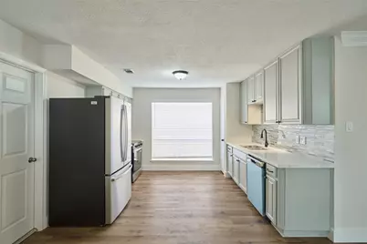 6527 Zapata Drive, Houston, TX 77083 - Photo 16
