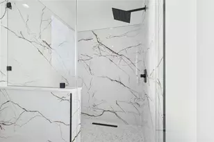 4748 Martin Hill St, Houston, TX 77018 - Photo 36