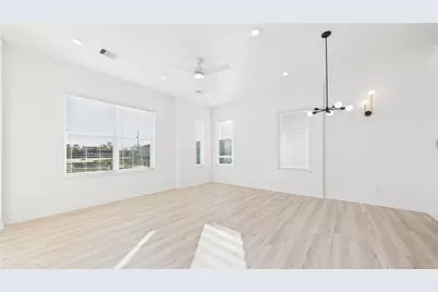 4748 Martin Hill Street, Houston, TX 77018 - Photo 18