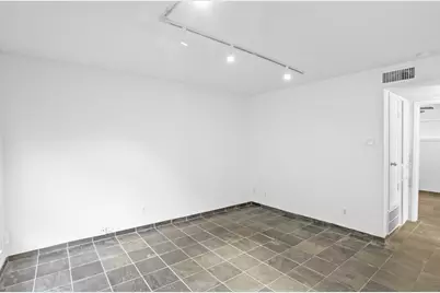 3602 Garrott Street Street #7, Houston, TX 77006 - Photo 14