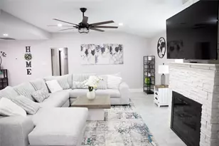 12218 Hillcroft St, Houston, TX 77035 - Photo 10
