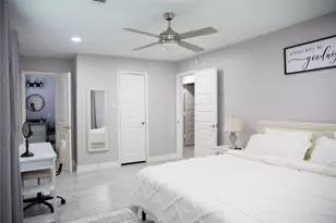 12218 Hillcroft St, Houston, TX 77035 - Photo 24