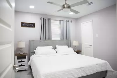 12218 Hillcroft Street, Houston, TX 77035 - Photo 26
