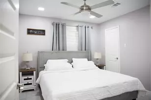 12218 Hillcroft St, Houston, TX 77035 - Photo 22
