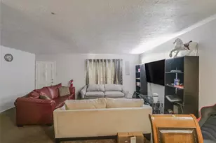 6305 Westward St, Houston, TX 77081 - Photo 4