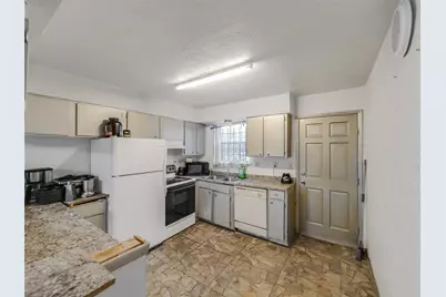 6305 Westward Street #139, Houston, TX 77081 - Photo 8
