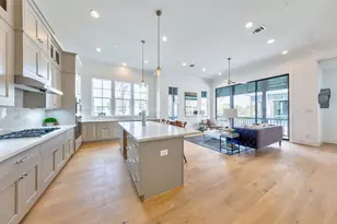 1004 Lamelia Ln, Houston, TX 77008 - Photo 4