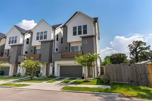 3505 Golf Dr, Houston, TX 77018 - Photo 2