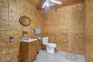 3940 Davis Rd, Muldoon, TX 78949 - Photo 20