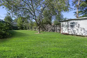 215 Avenue of Oaks St, Houston, TX 77009 - Photo 22