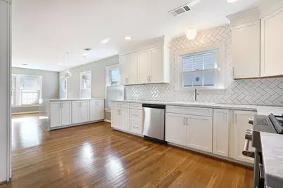 215 Avenue Of Oaks Street, Houston, TX 77009 - Photo 10