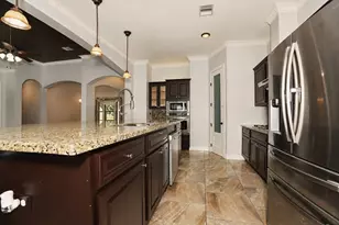 527 Lily Ln, Rosharon, TX 77583 - Photo 10