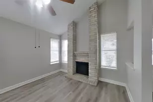 16126 Barbarossa Dr, Houston, TX 77083 - Photo 2