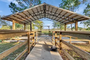 1010 Kilgore Rd, Baytown, TX 77520 - Photo 1