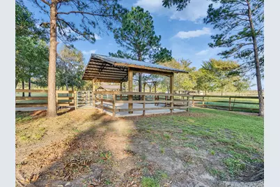 1010 Kilgore Road, Baytown, TX 77520 - Photo 4