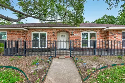 2003 Point Clear Court, Missouri City, TX 77459 - Photo 4