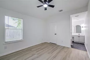 21130 Grandin Wood Ct, Humble, TX 77338 - Photo 10