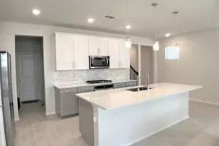 3116 Yukon Trace Dr, Houston, TX 77063 - Photo 2