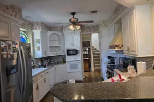 211 Brazos Hill Ln, Sealy, TX 77474 - Photo 10