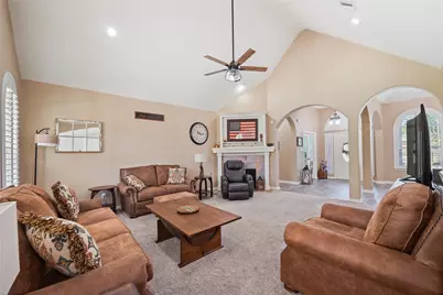 7107 Nickaburr Creek Drive, Magnolia, TX 77354 - Photo 16