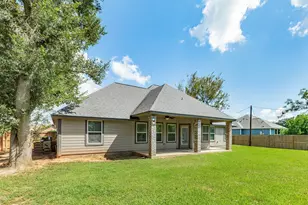 46 Ivy Ct, Jones Creek, TX 77541 - Photo 26