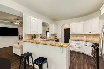 46 Ivy Court, Jones Creek, TX 77541 - Photo 12