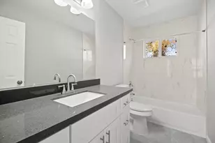 5123 Ridgeway Dr, Houston, TX 77033 - Photo 16