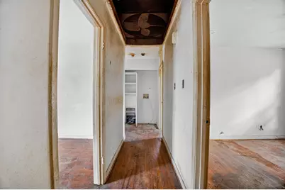 9022 Beverlyhill Street, Houston, TX 77063 - Photo 28