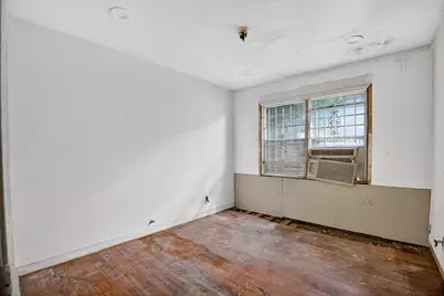 9022 Beverlyhill Street, Houston, TX 77063 - Photo 24