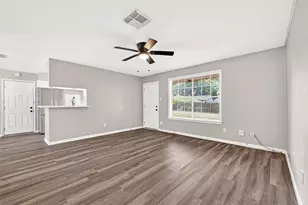 3318 Kentwood Dr, Spring, TX 77380 - Photo 22