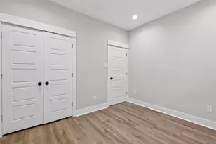 7706 Kivu Ln, Houston, TX 77055 - Photo 8