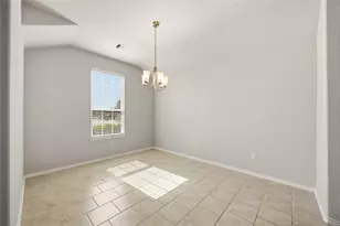 23610 Water Hickory Dr, Tomball, TX 77375 - Photo 4