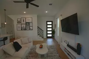 7006 Emma Lou St, Houston, TX 77088 - Photo 4