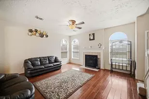 1311 Cowden Ct, Missouri City, TX 77489 - Photo 6