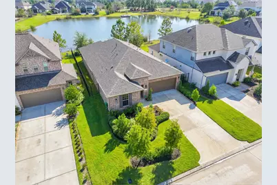 53 Sunrise Crest Trl, The Woodlands, TX 77375 - Photo 1