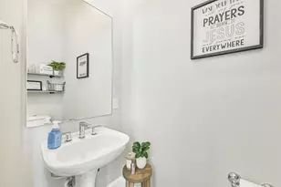 4041 Leeland St, Houston, TX 77023 - Photo 6