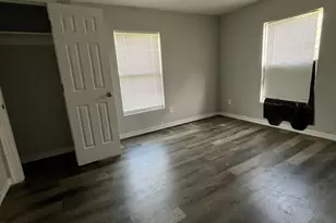 6908 Larkstone St, Houston, TX 77028 - Photo 2