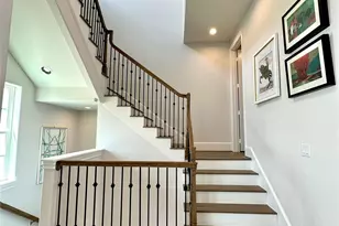 11057 Chatterton Dr, Houston, TX 77043 - Photo 6