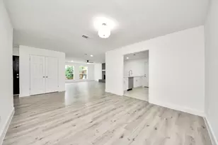 4222 Alief Village Dr, Houston, TX 77072 - Photo 10
