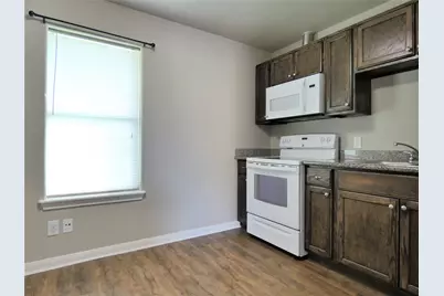 507 Houston Street #2, Rosenberg, TX 77471 - Photo 4