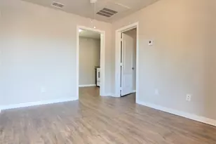 507 Houston St, Rosenberg, TX 77471 - Photo 2