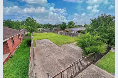 2819 Hitchcock Street, Houston, TX 77093 - Photo 2