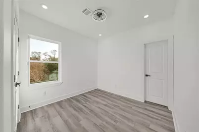4406 Bond Street, Houston, TX 77026 - Photo 16