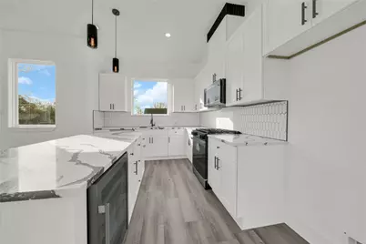 4406 Bond Street, Houston, TX 77026 - Photo 4