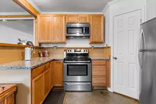 101 Oak Creek Dr, Van Vleck, TX 77482 - Photo 12