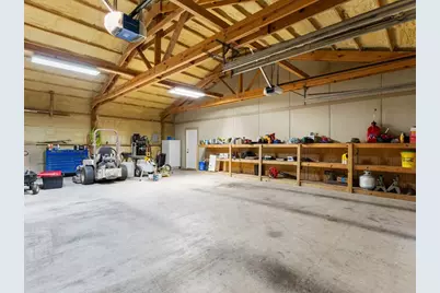 101 Oak Creek Drive, Van Vleck, TX 77482 - Photo 32